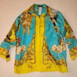 Picture Perfect Vintage Gianni Versace Silk Shirt Size 40. Made In Italy.